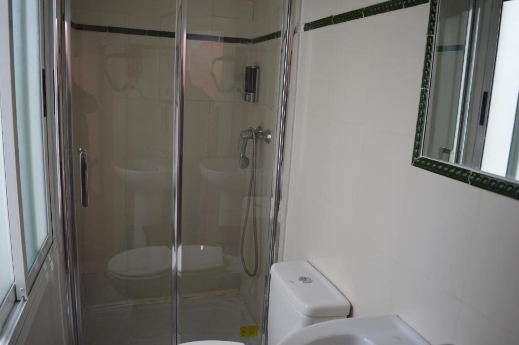 Ducha del Hostal Doña Carmen